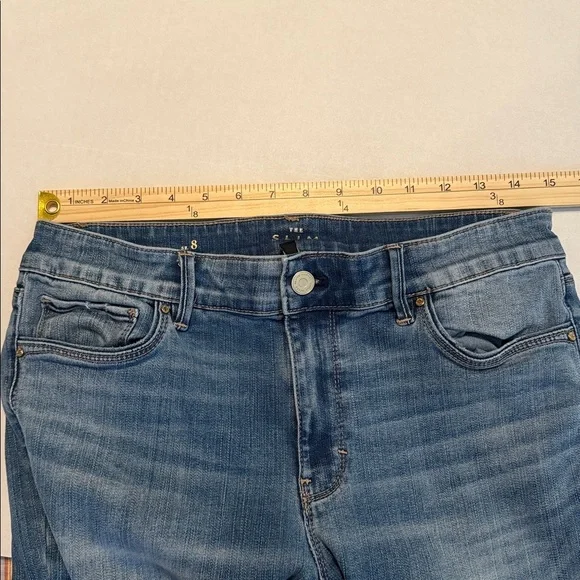 WHBM Women's The Slim Mid Rise Medium Wash Blue Jeans Size 8 - Picture 3 of 14